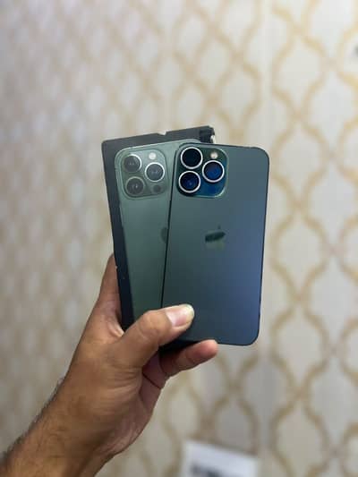 Apple iPhone 13 Pro