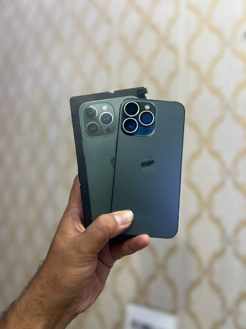 Apple iPhone 13 Pro 0