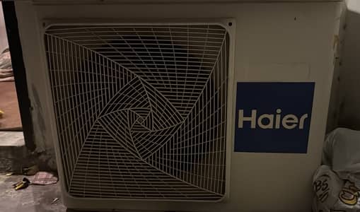 haier 1.5 ton DC inverter Ac