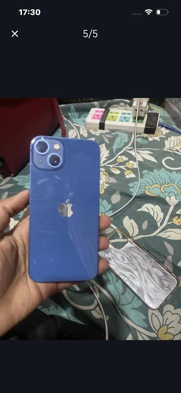Apple iPhone 13 0