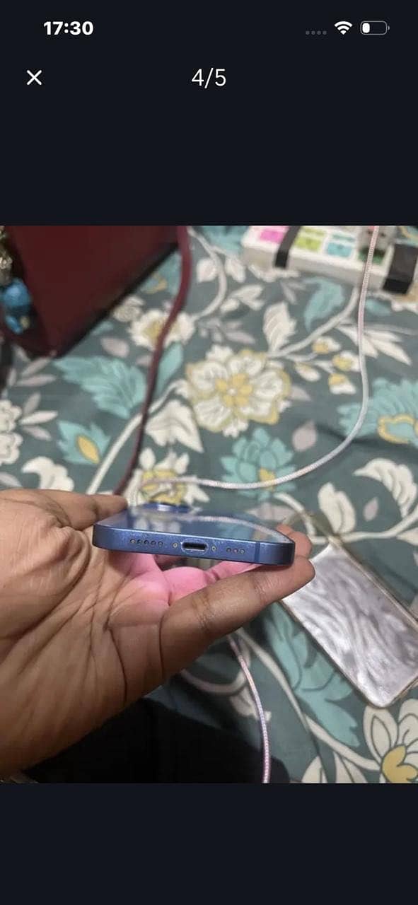 Apple iPhone 13 1