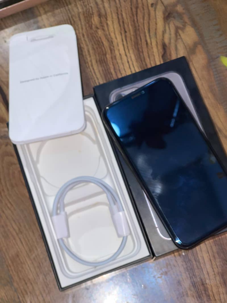 phone 11 pro 0