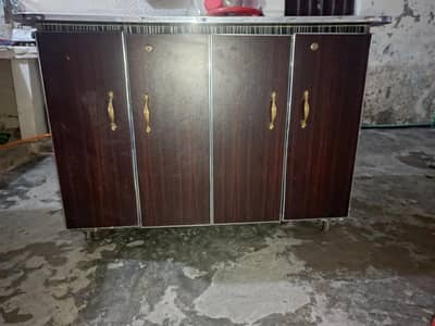 2 months use iron stand gar Chang Karne ki waja say sell Karna hai