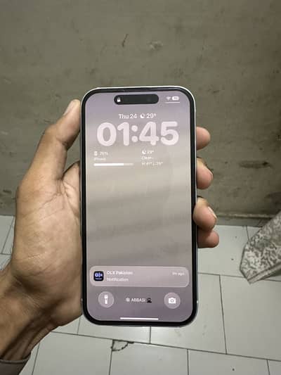 Apple iPhone 15