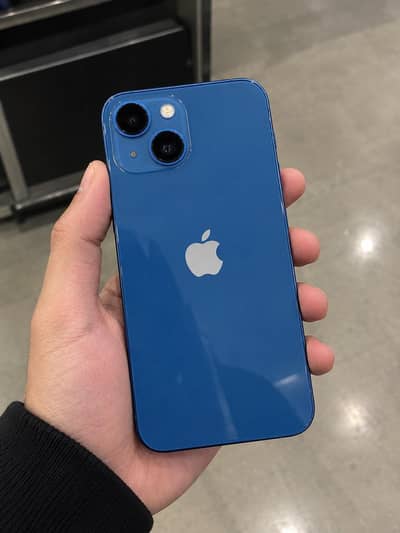 Apple iPhone 13