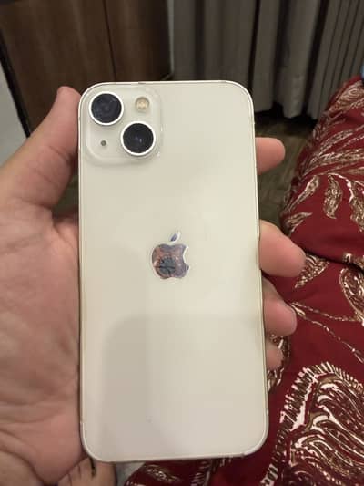 Apple iPhone 13