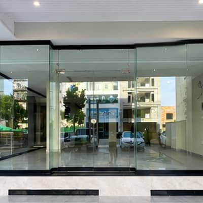 Prime Front-Facing Shop for Rent in High-Quality Commercial Building