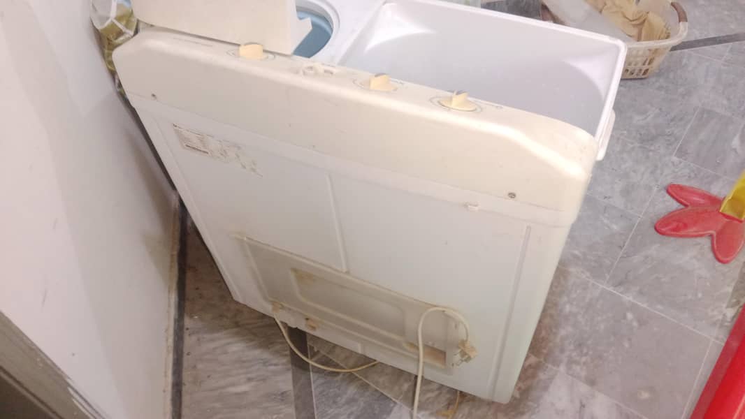 washing machine 4