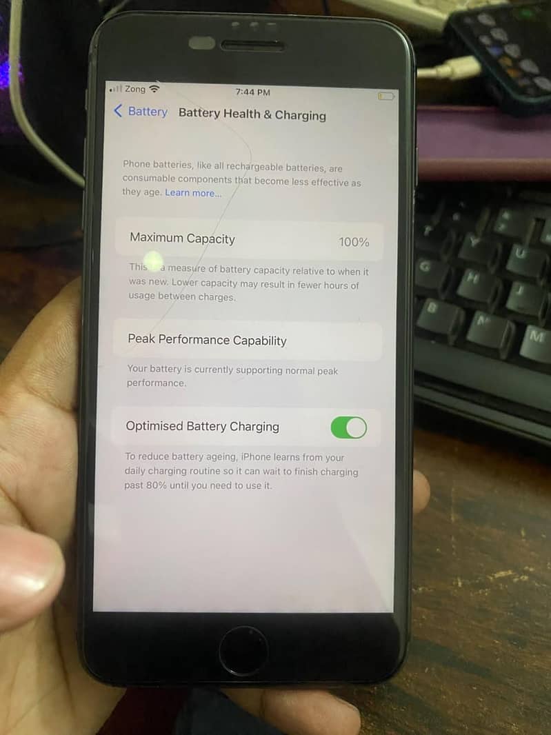 Apple iPhone 8 Plus 5