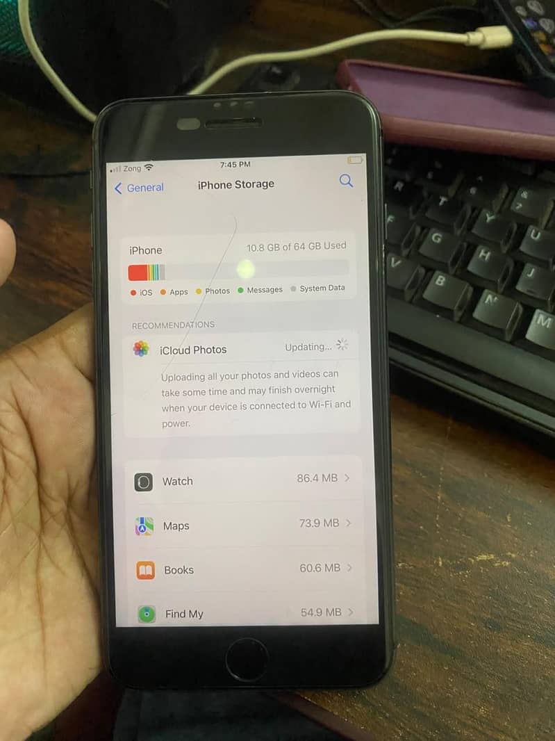 Apple iPhone 8 Plus 7