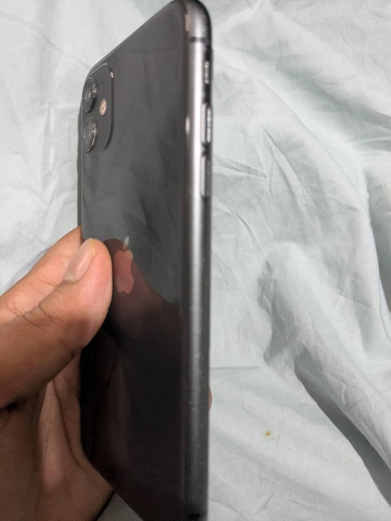 Apple iPhone 11 2