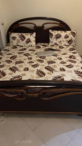 Bed set for sale