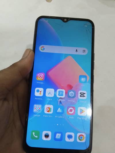 Tecno Spark 8C