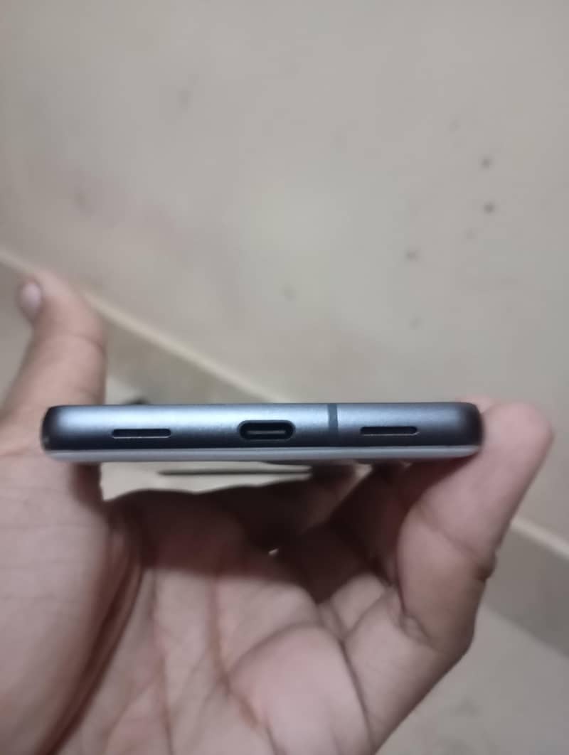 Google Pixel 7a 2
