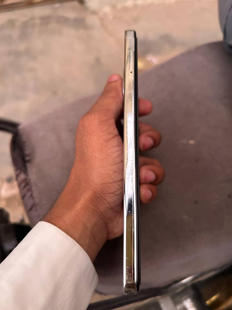 Tecno CAMON 30 2