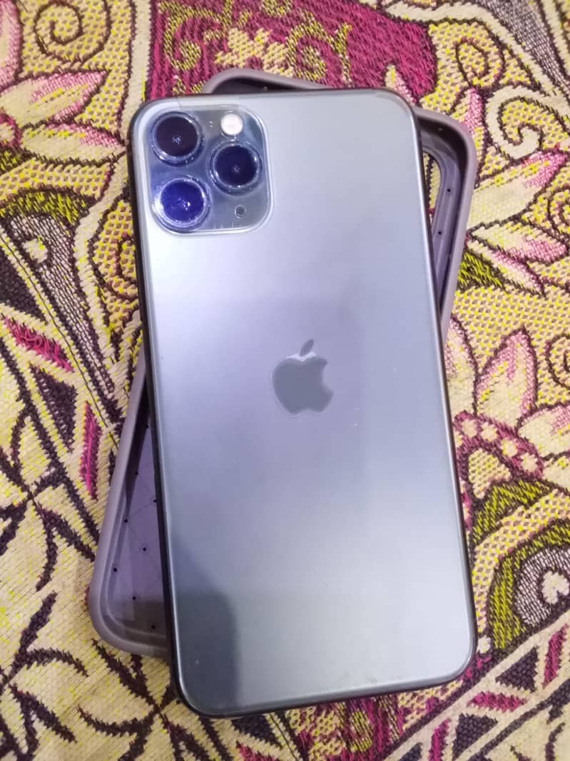 Apple iPhone 11 pro 0