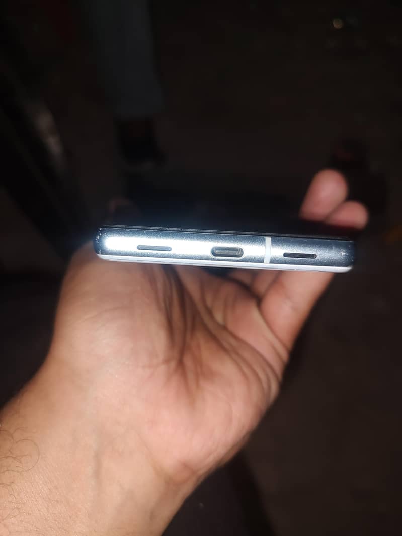 Google Pixel 7a 4