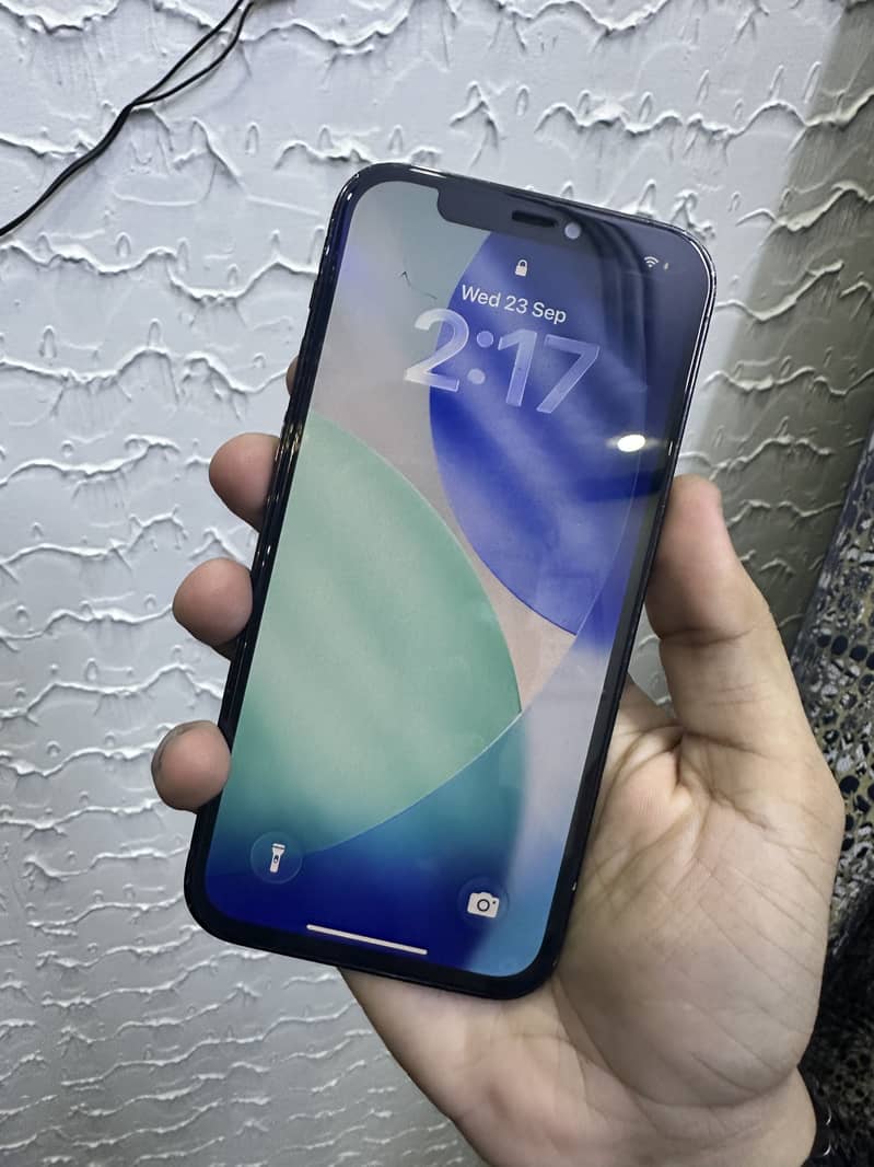 Apple iPhone 12 Pro 1