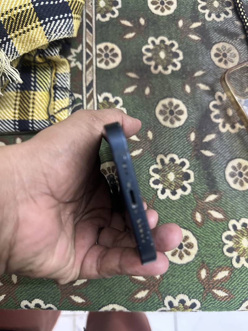 Apple iPhone 14 1