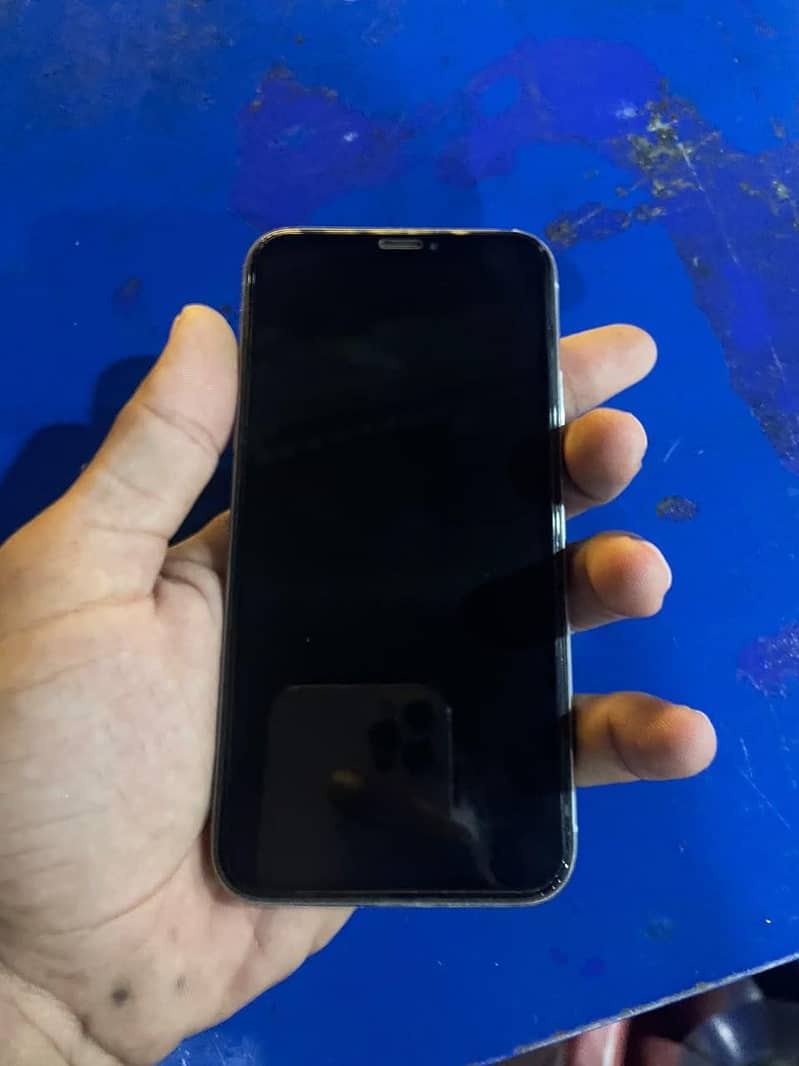 Apple iPhone X 0
