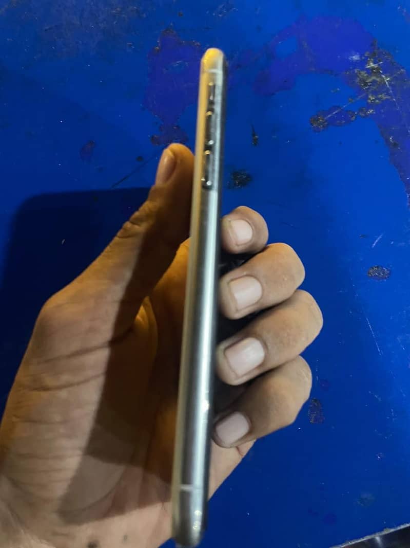 Apple iPhone X 1
