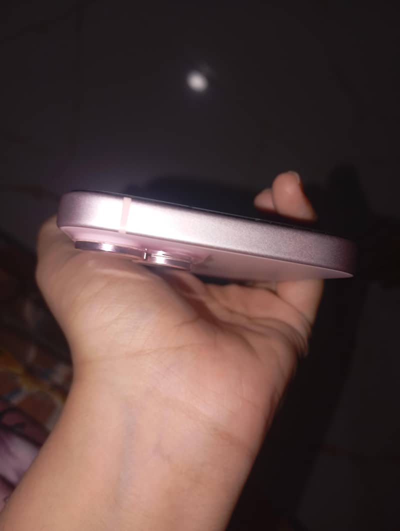 Apple iPhone 15 1