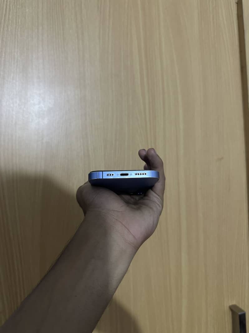Apple iPhone 13 Pro 4