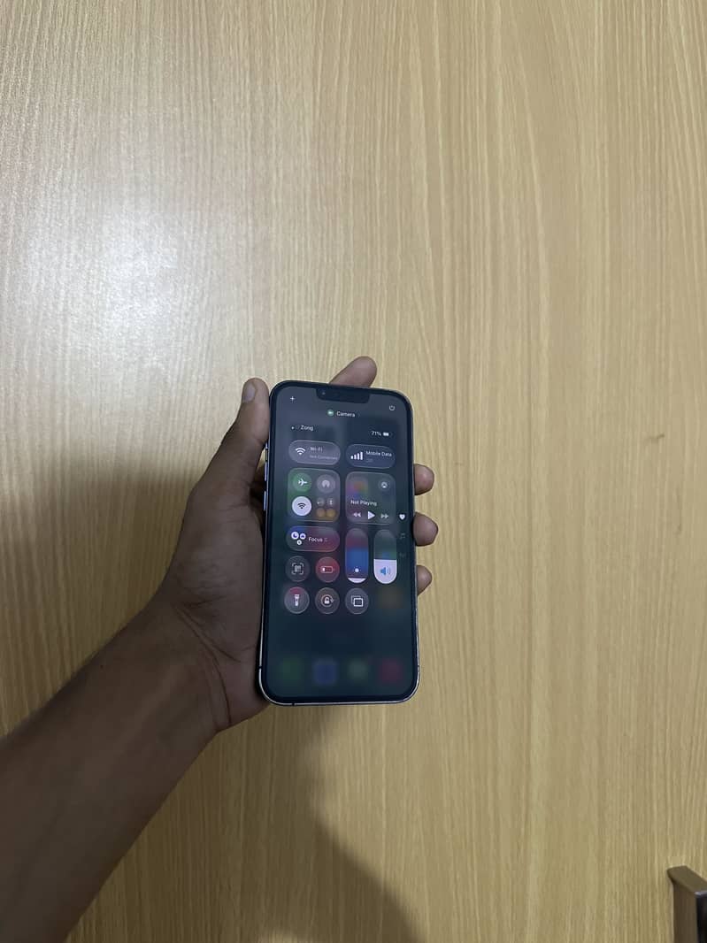 Apple iPhone 13 Pro 6
