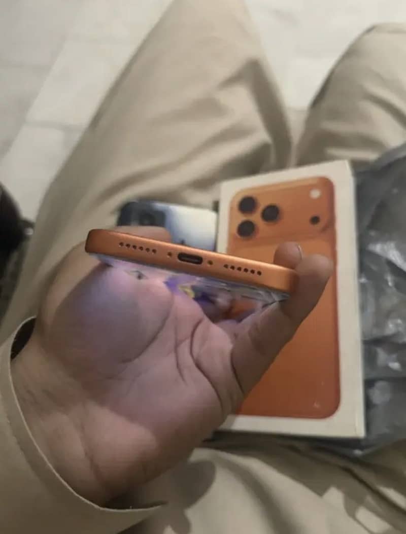 Iphone 17pro max 2