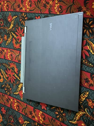 Laptop dell