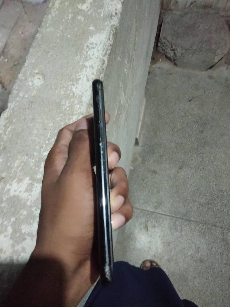 Apple iPhone X 3