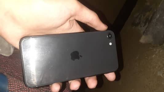 Apple iPhone SE 64 gb