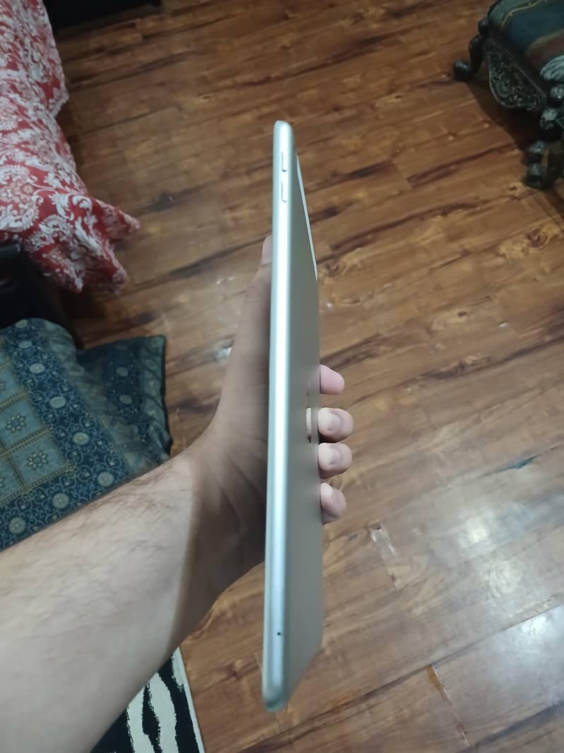 iPad 5th gen 2017 2
