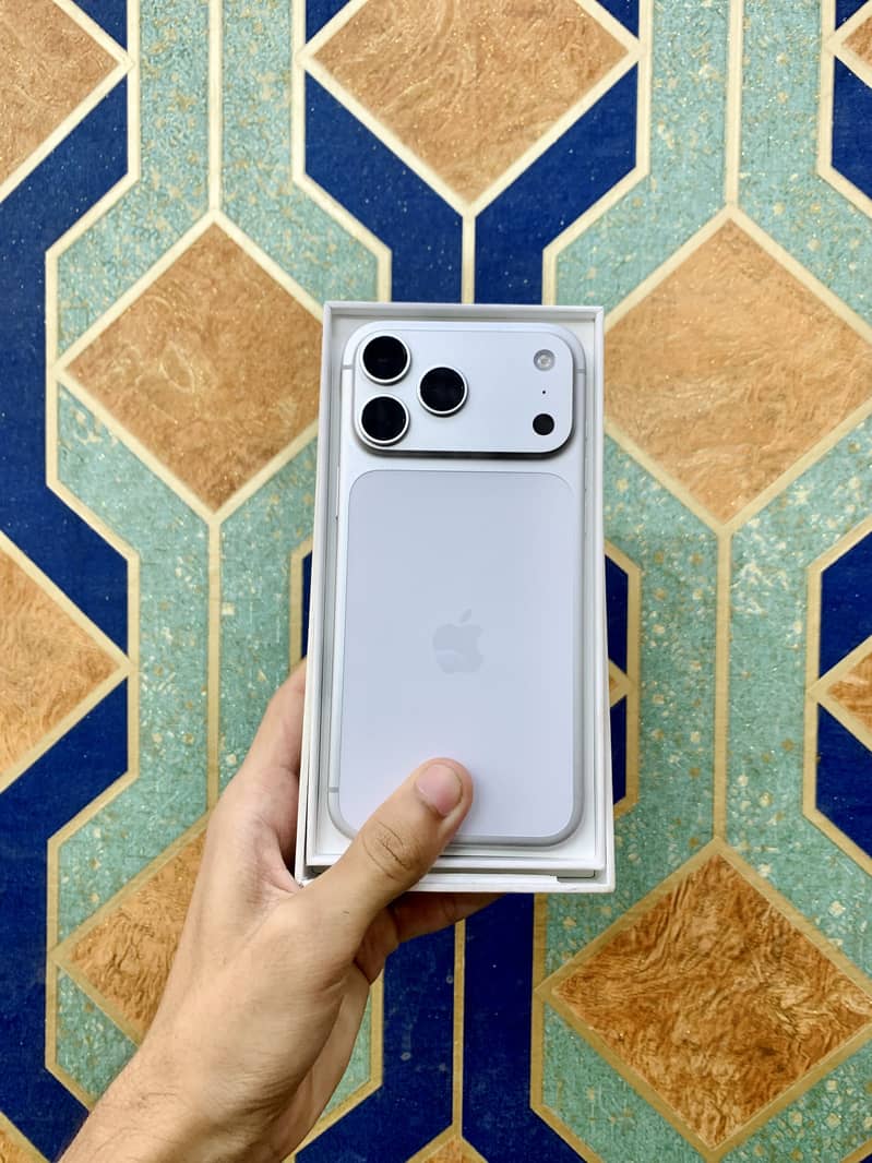Iphone 17 pro max 7