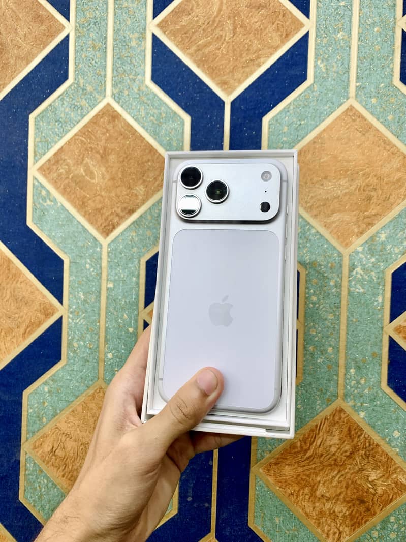 Iphone 17 pro max 10