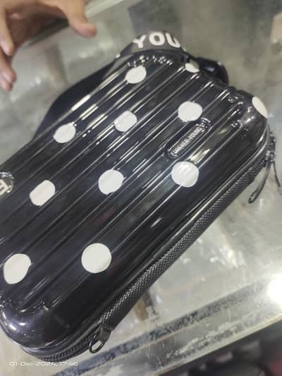 high quality modern trendy cross body bag