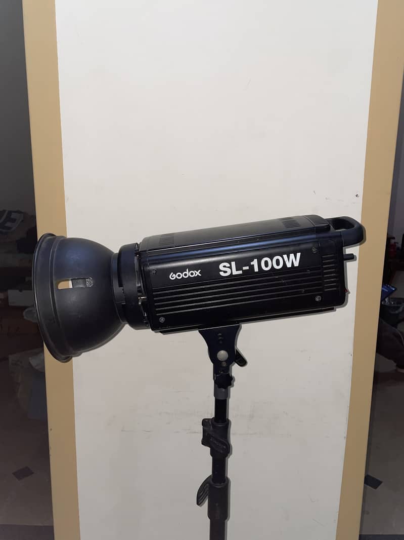 Godox 100w light 2
