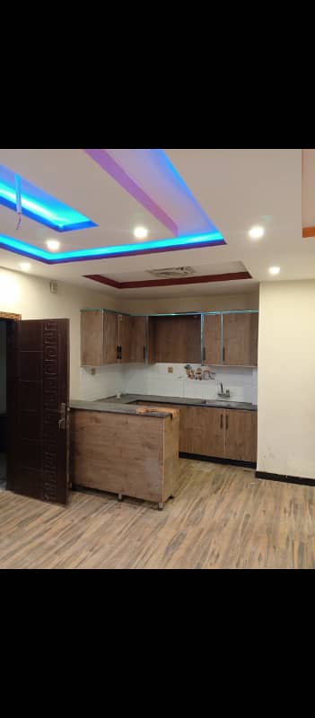 2 Bed Flat Availabile for rent