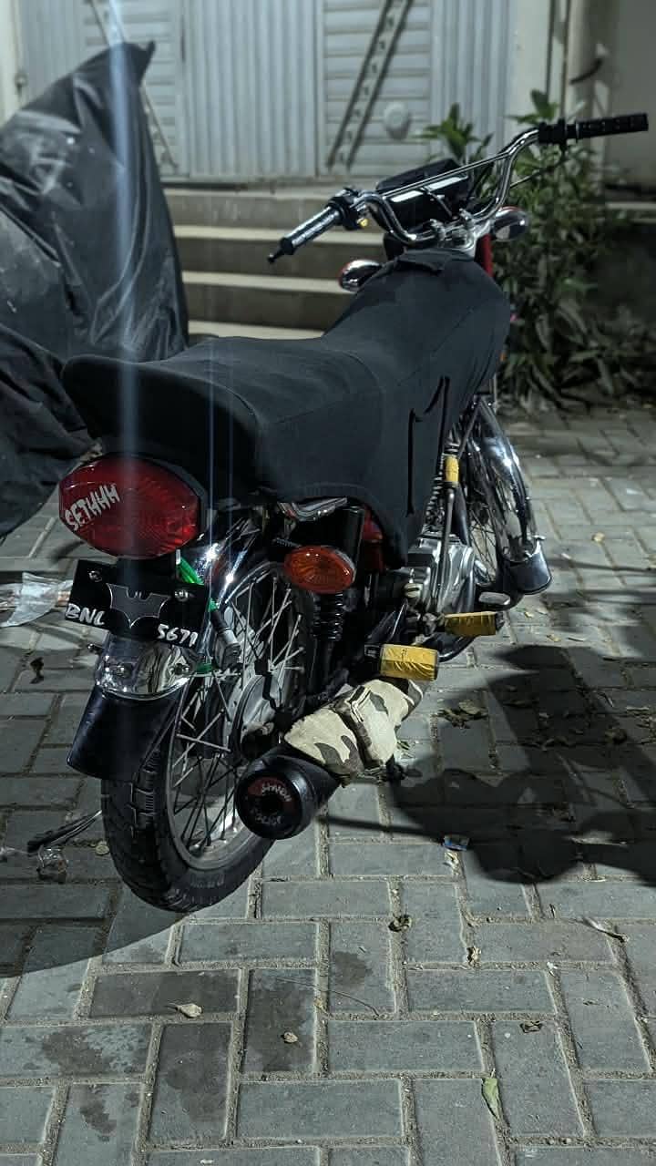 CG 125 2011 1