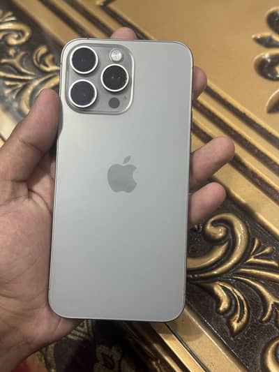 Apple iPhone 15 Pro Max