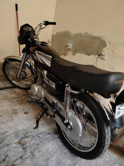 Honda CG 125 2018| New tank New Tires| Great condition