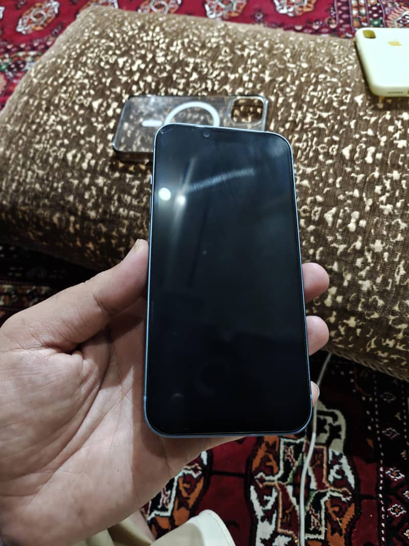 Apple iPhone 14 2