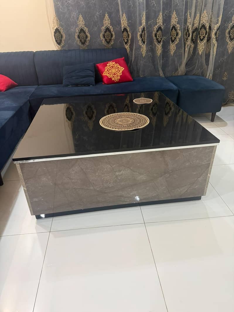 LCD Console with Center Table 2