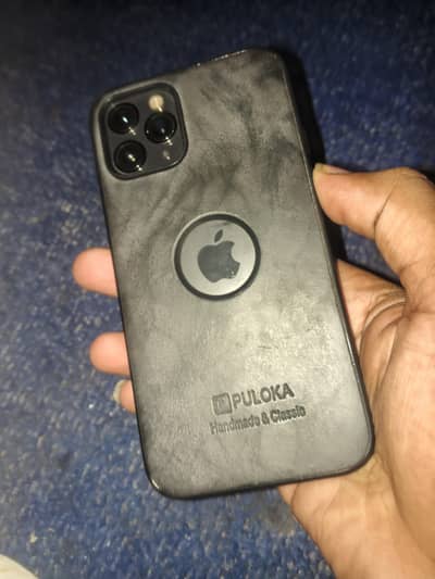 iphone 11 pro 64/GB. .