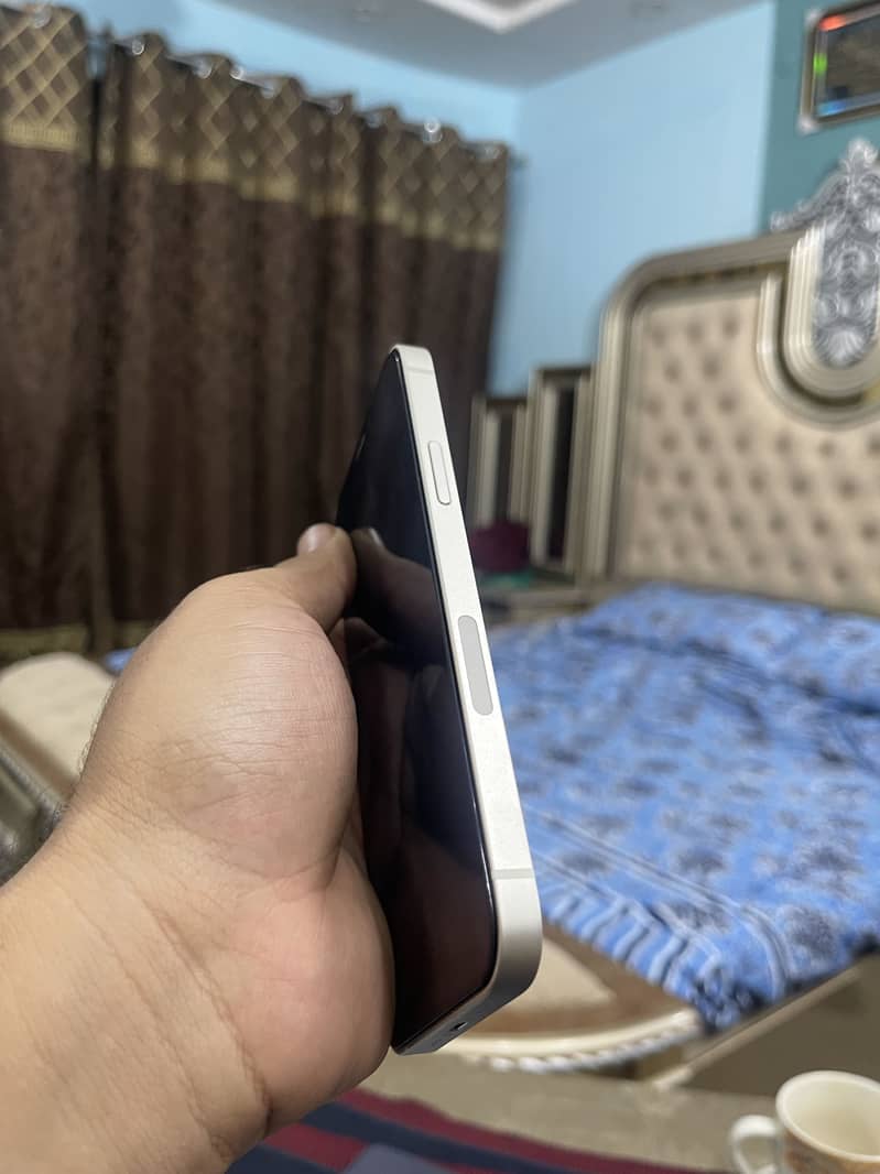 Apple iPhone 12 2