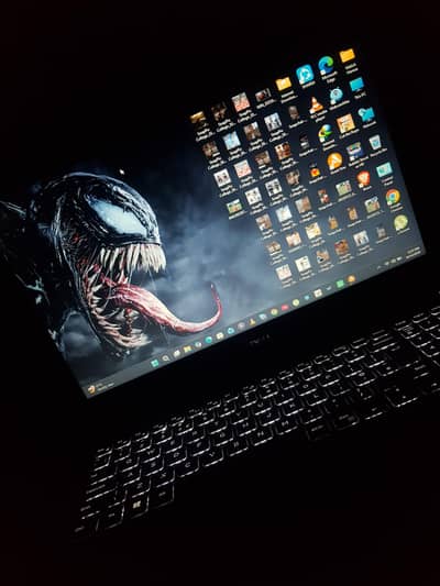 My Dell latitude laptop for sale Corei5 7th gen 8 gb Ram 250gb ssd har