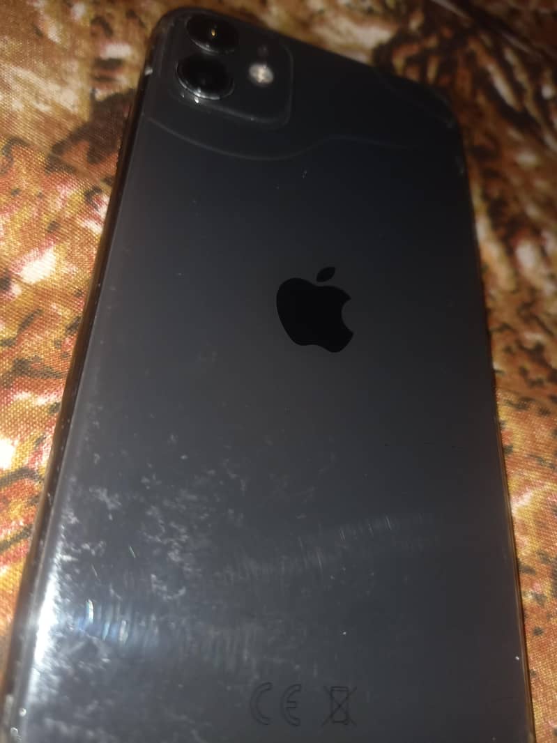 Apple iPhone 11 0