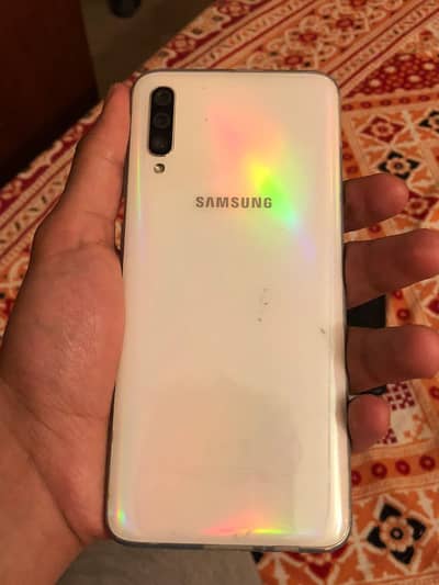 Samsung Mobile A70