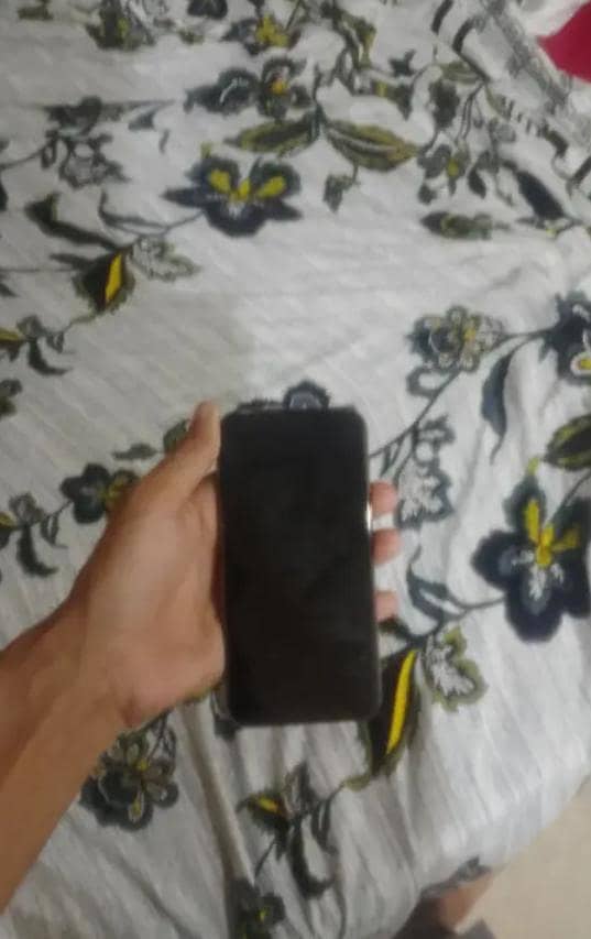 Apple iPhone 11 Pro 3
