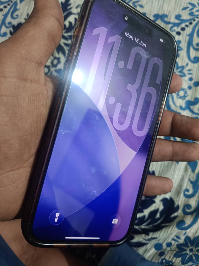 Apple iPhone 15 Pro Max 7